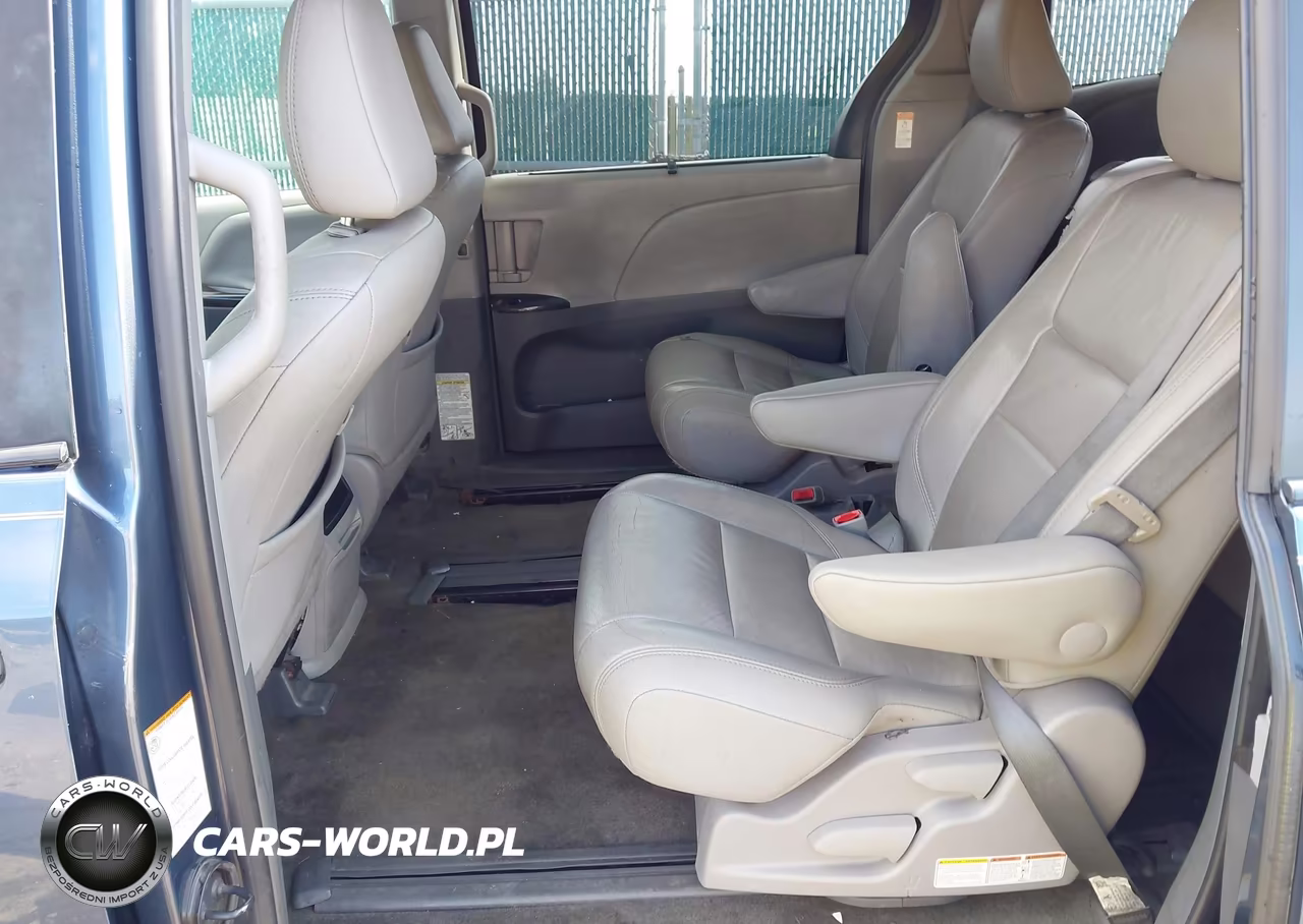2017 Toyota Sienna Xle 8 Passenger VIN:5TDYZ3DCXHS861192 - 8