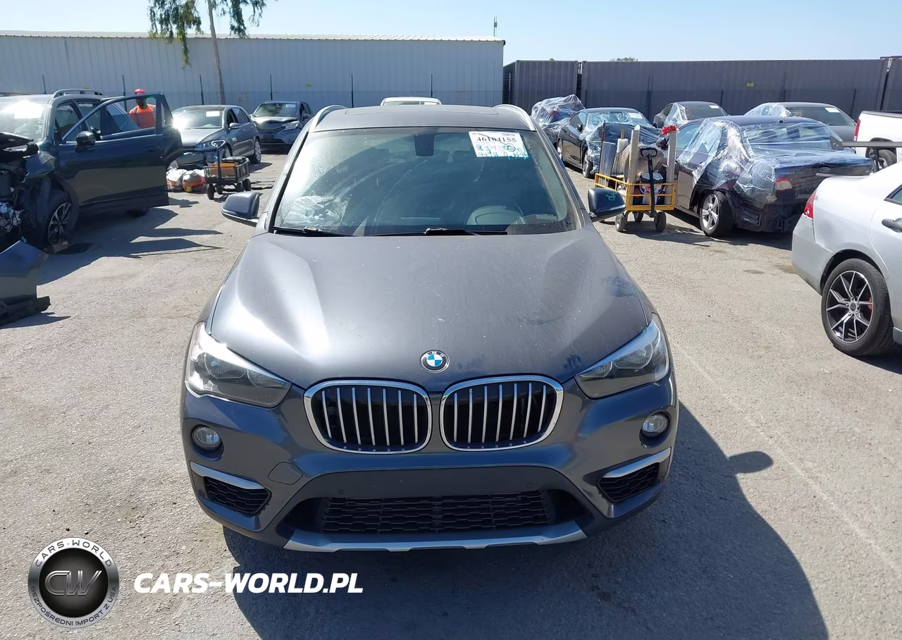 2018 BMW X1 Sdrive28I VIN:WBXHU7C33J3H43988 - 12