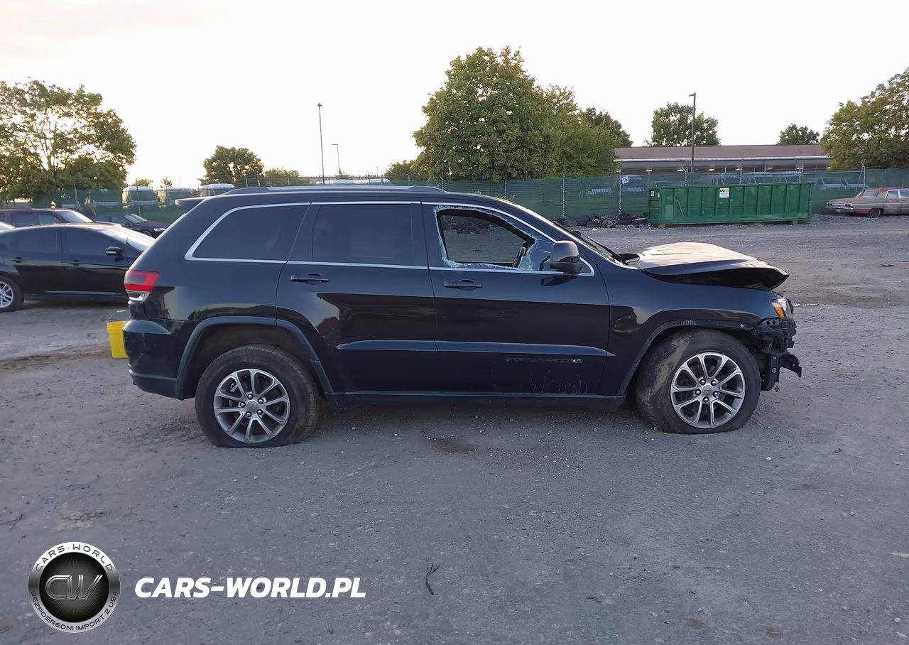 2014 Jeep Grand Cherokee Laredo VIN:1C4RJFAG1EC421704 - 13