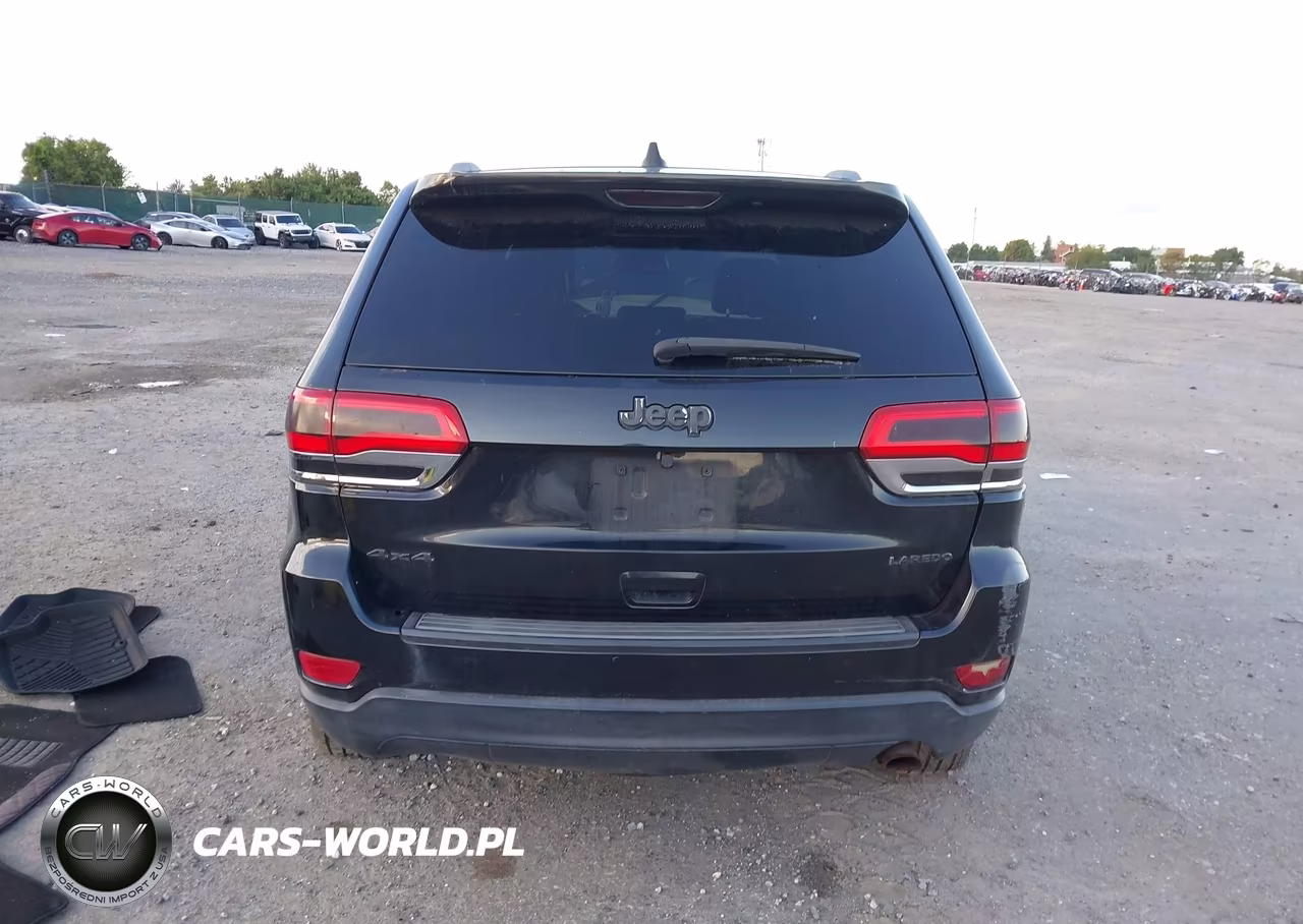 2014 Jeep Grand Cherokee Laredo VIN:1C4RJFAG1EC421704 - 16