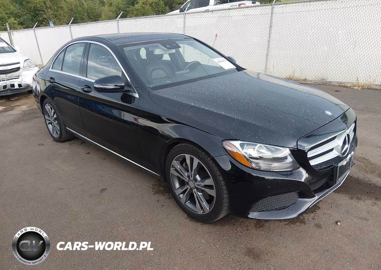 2016 Mercedes-Benz C 300 Luxury