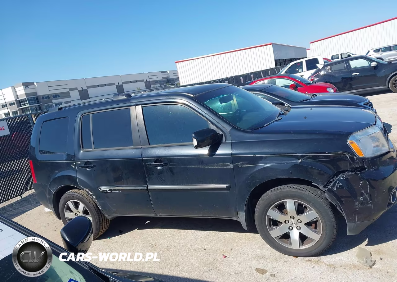 2015 Honda Pilot Touring VIN:5FNYF3H9XFB011152 - 13
