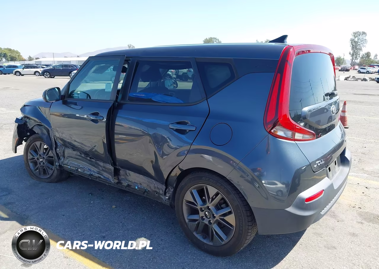 2021 Kia Soul Ex VIN:KNDJ33AU5M7762591 - 3