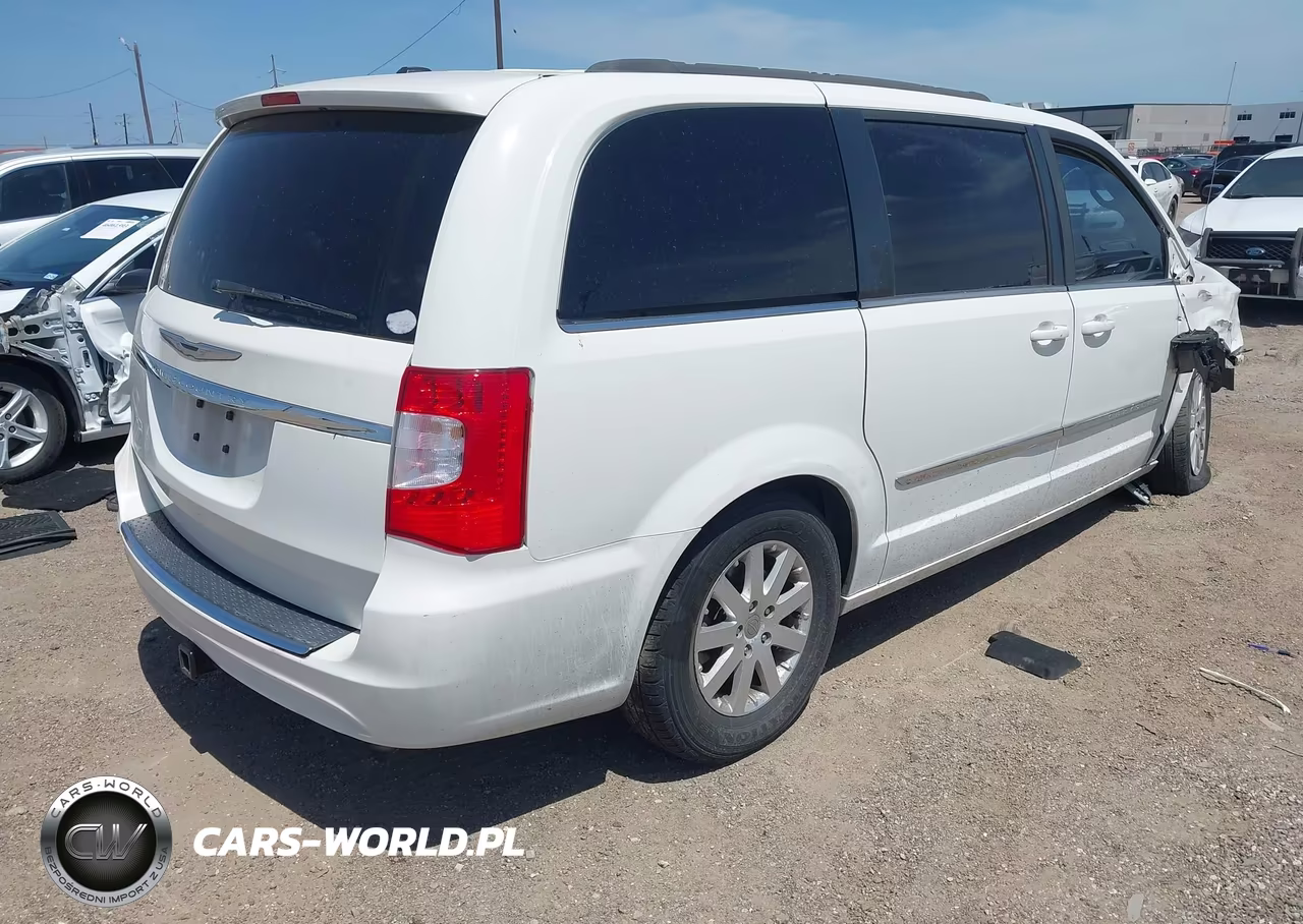 2013 Chrysler Town & Country Touring VIN:2C4RC1BG7DR517869 - 4