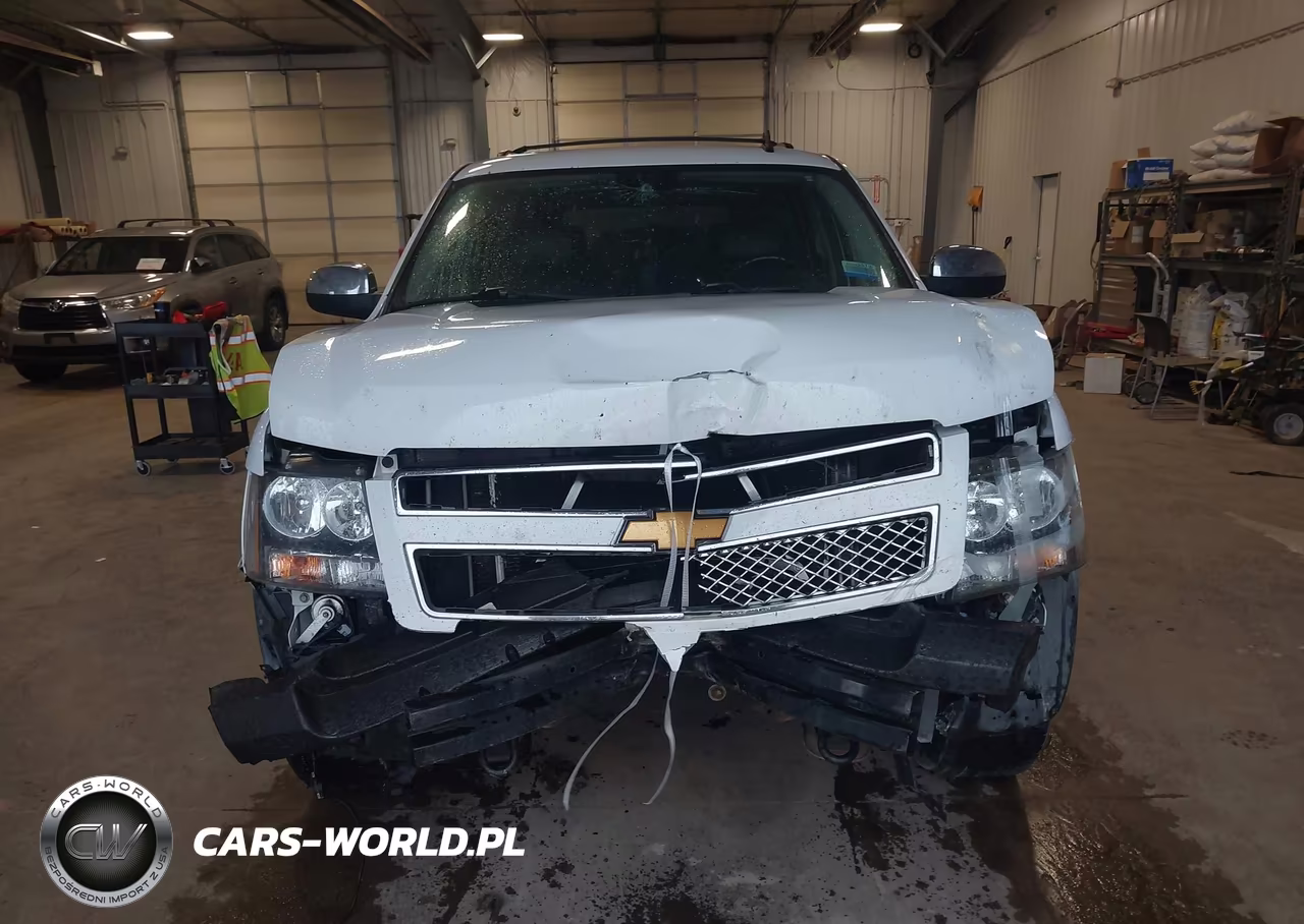 2009 Chevrolet Tahoe Ltz VIN:1GNFK33089J100153 - 13