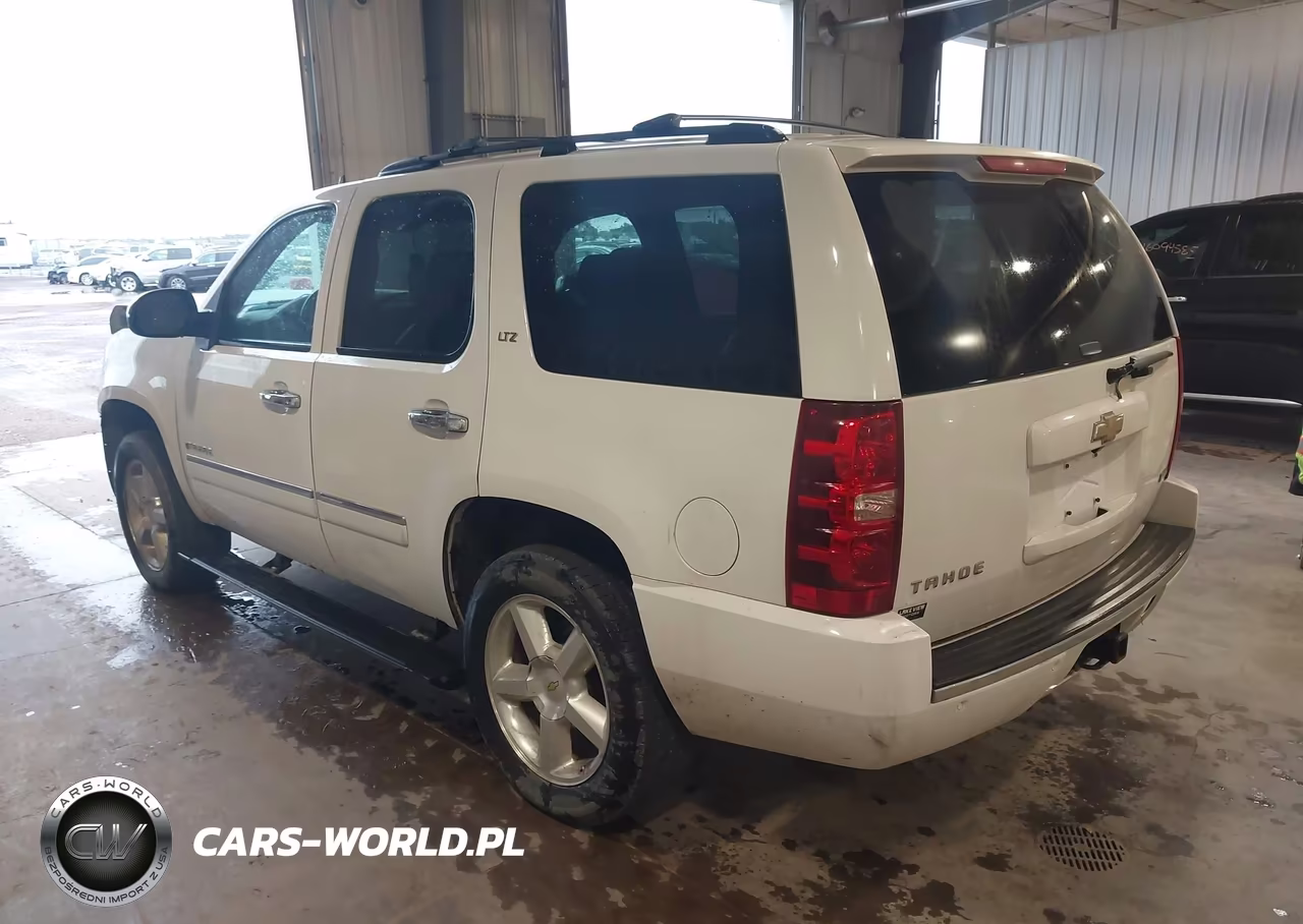 2009 Chevrolet Tahoe Ltz VIN:1GNFK33089J100153 - 3