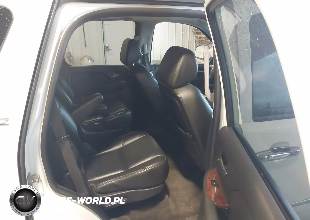 2009 Chevrolet Tahoe Ltz VIN:1GNFK33089J100153 - 8