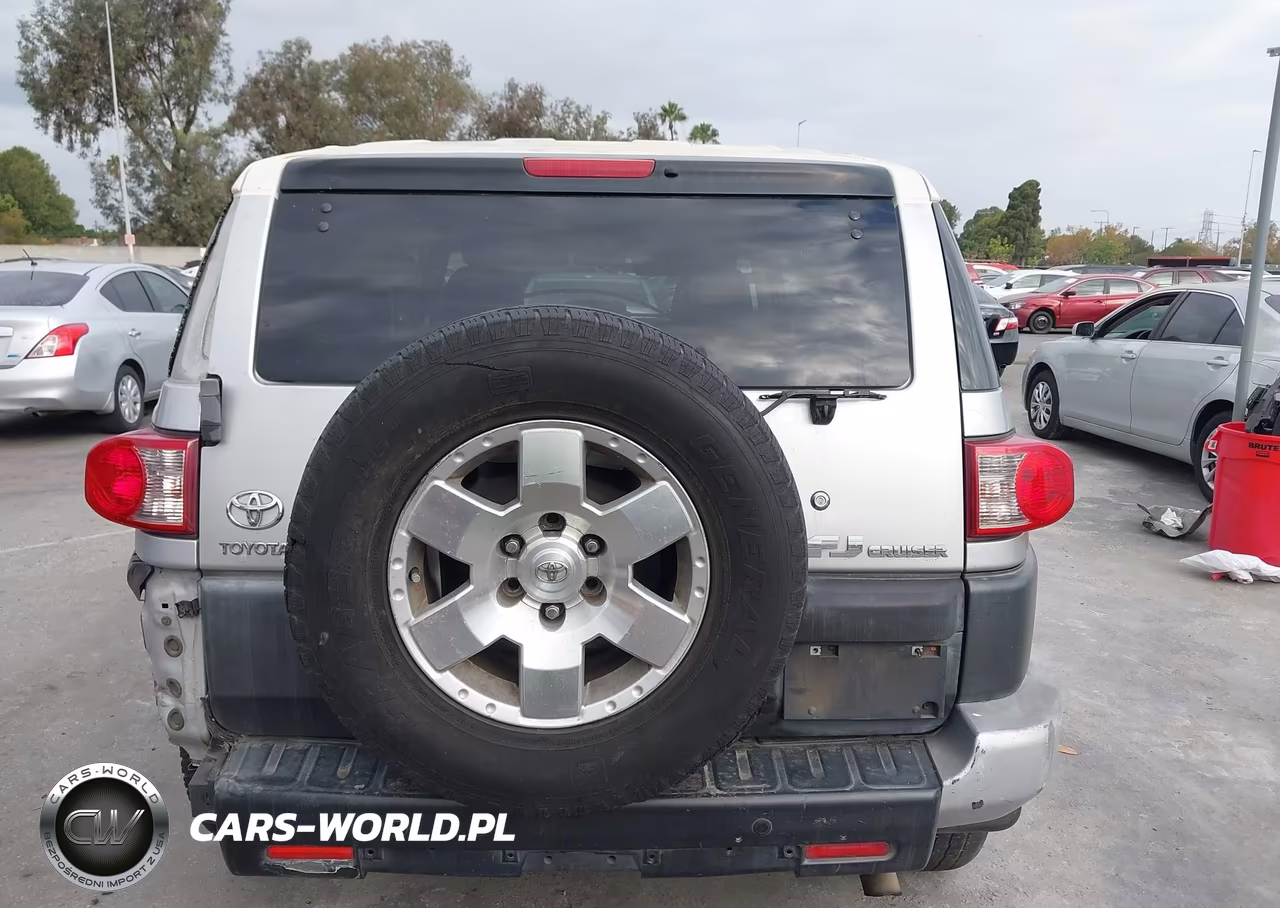 2007 Toyota Fj Cruiser VIN:JTEZU11F470007415 - 16