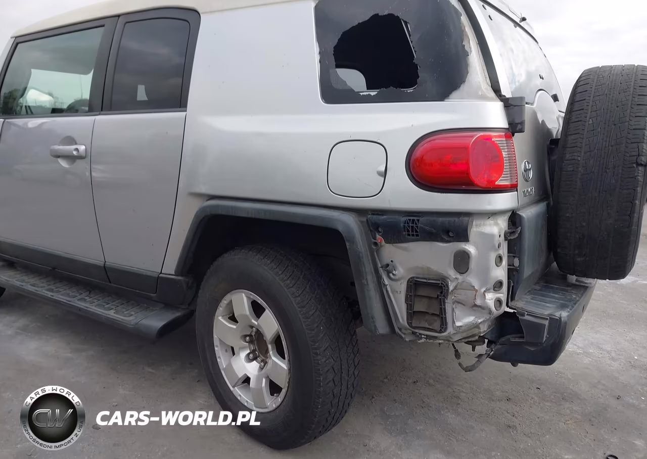 2007 Toyota Fj Cruiser VIN:JTEZU11F470007415 - 6