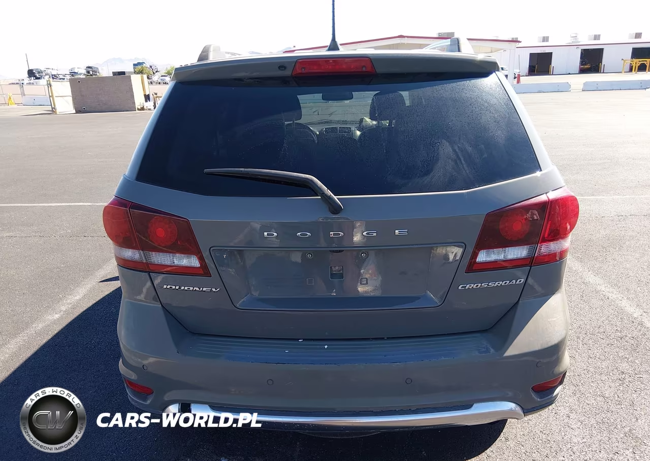 2020 Dodge Journey Crossroad VIN:3C4PDCGB0LT206616 - 17