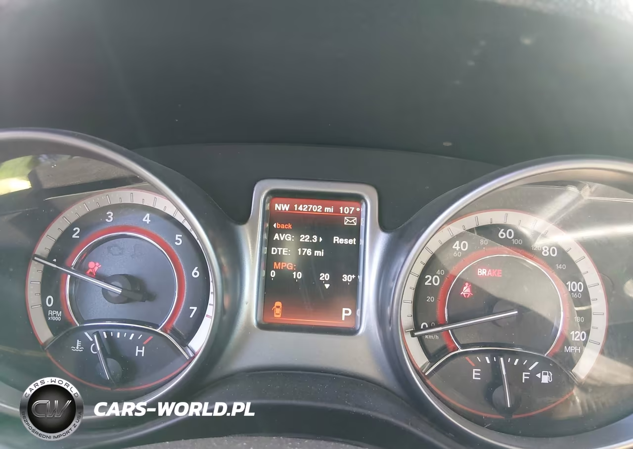 2020 Dodge Journey Crossroad VIN:3C4PDCGB0LT206616 - 7
