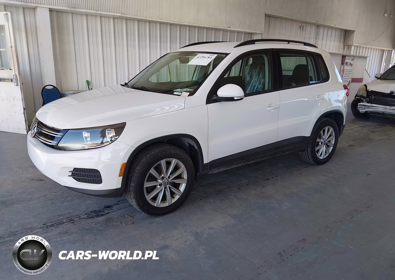 2017 Volkswagen Tiguan 2.0T-2.0T S VIN:WVGAV7AX7HK041974 - 2