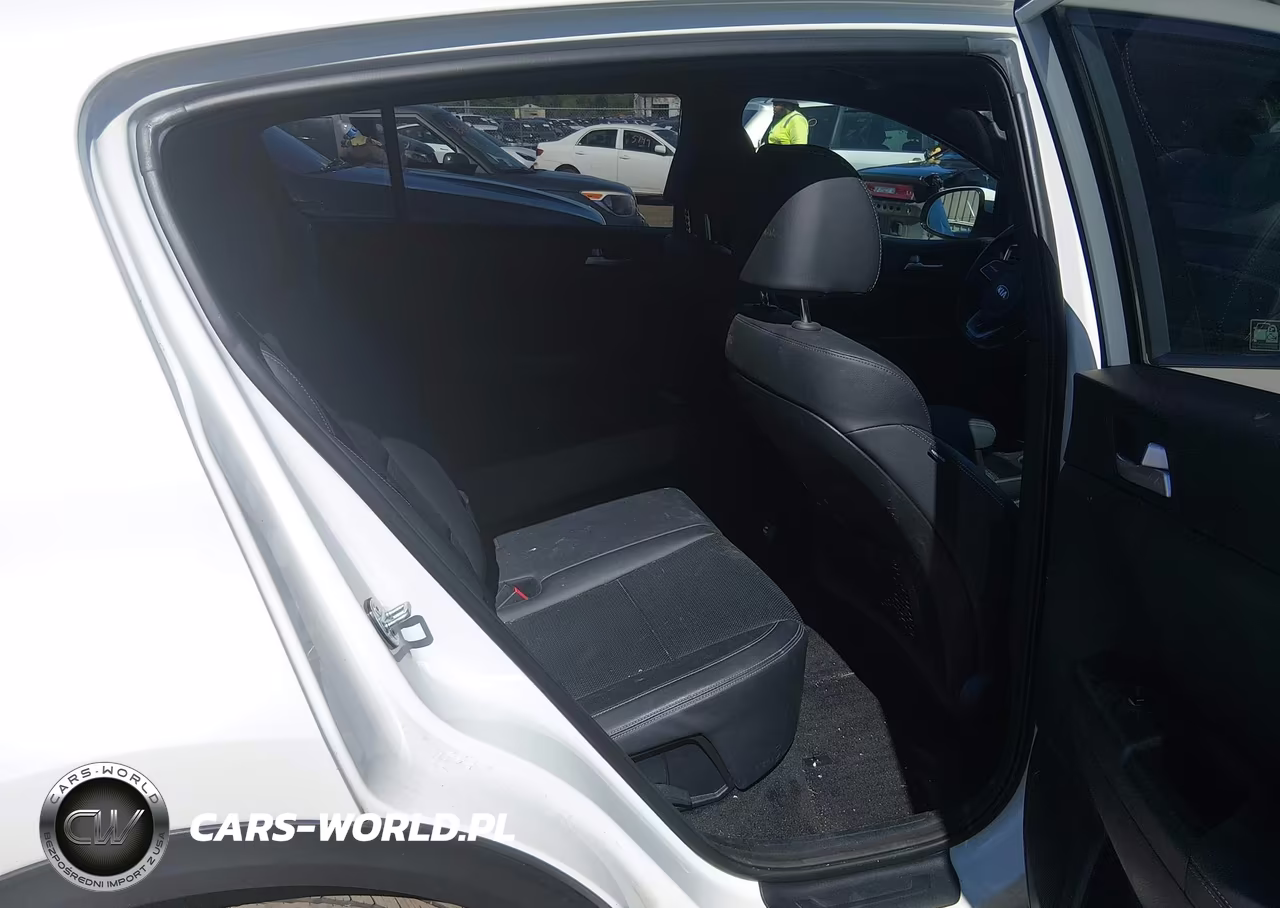 2020 Kia Sportage S VIN:KNDP6CACXL7825871 - 8