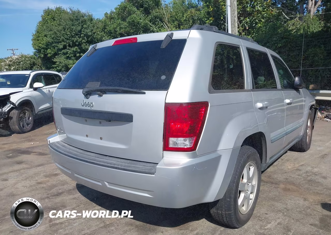 2009 Jeep Grand Cherokee Laredo VIN:1J8GR48K29C525387 - 4