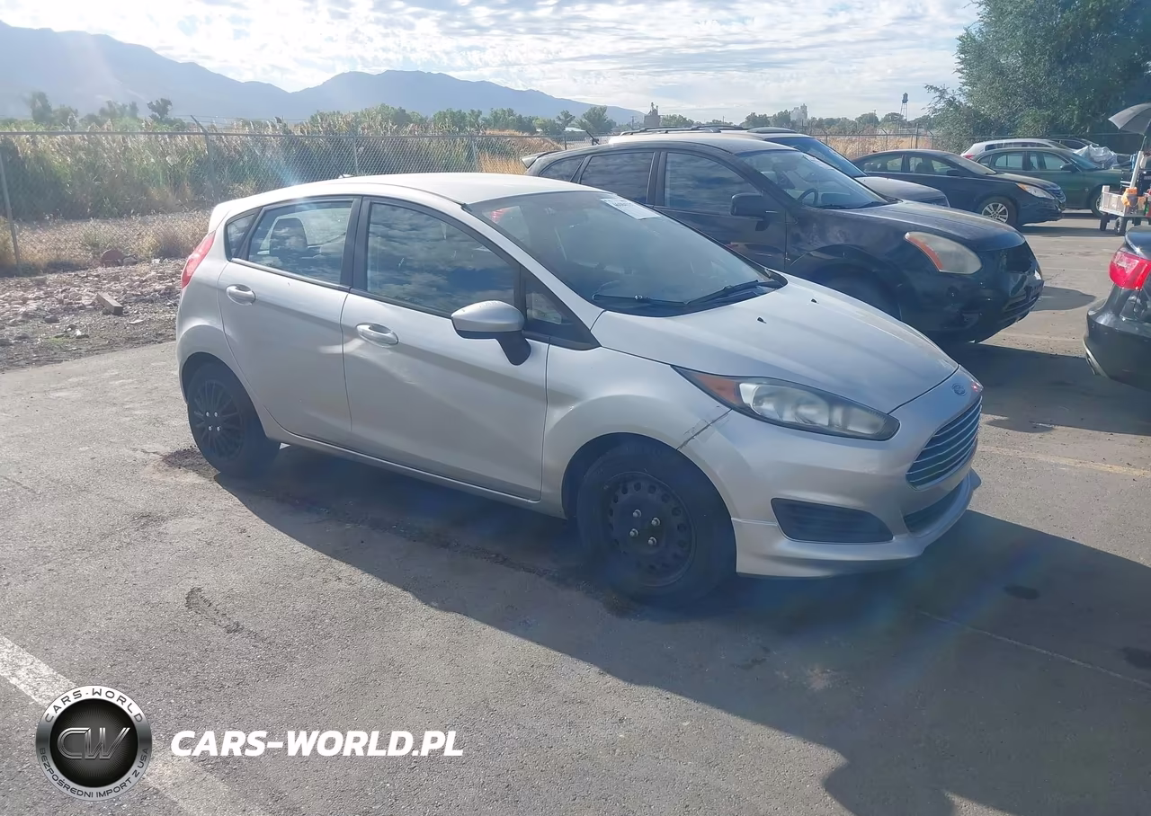 2016 Ford Fiesta S – zdjęcie 1 z 11