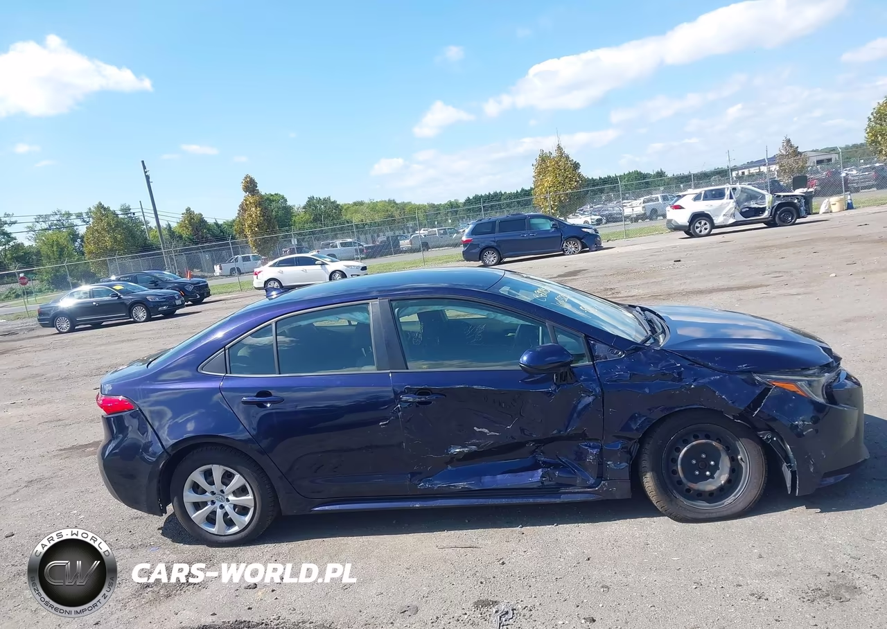 2020 Toyota Corolla Le VIN:JTDEPRAE7LJ032510 - 13