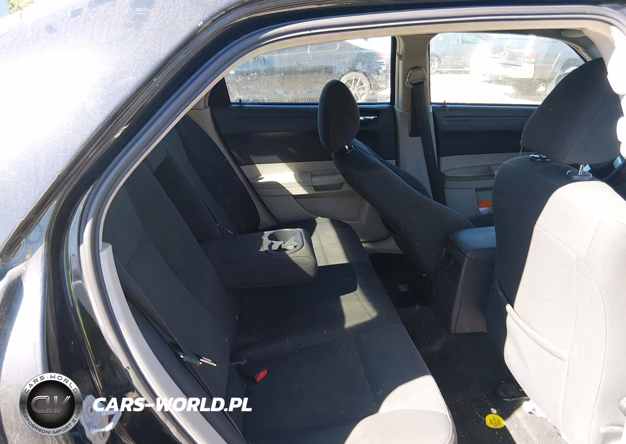 2007 Chrysler 300 VIN:2C3LA43R37H879497 - 8