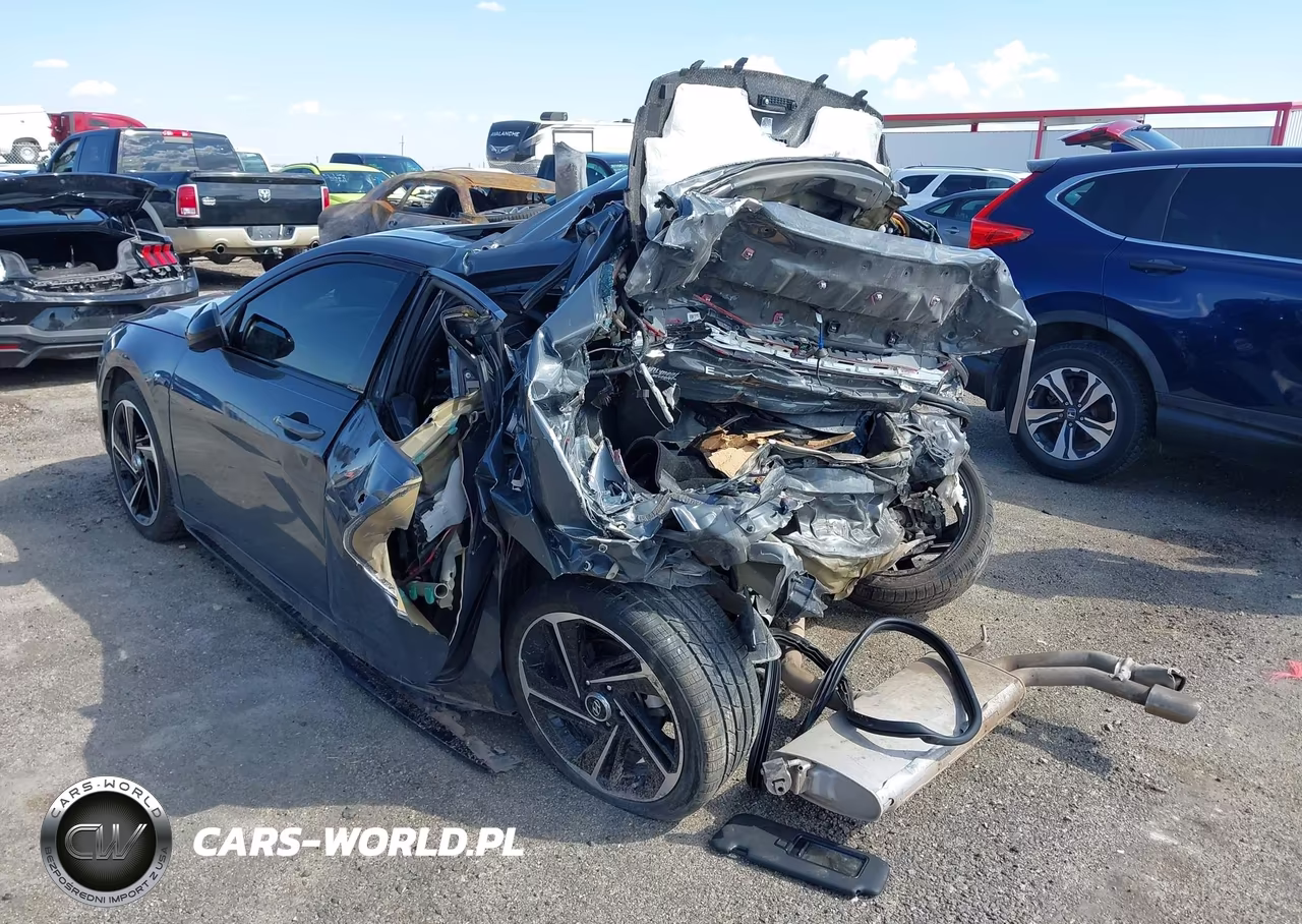 2023 Hyundai Elantra N Line VIN:KMHLR4AF7PU629766 - 3