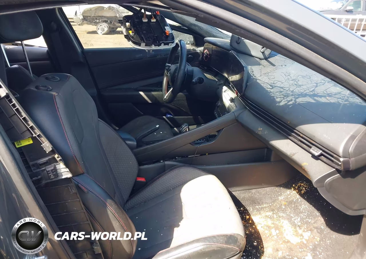 2023 Hyundai Elantra N Line VIN:KMHLR4AF7PU629766 - 5