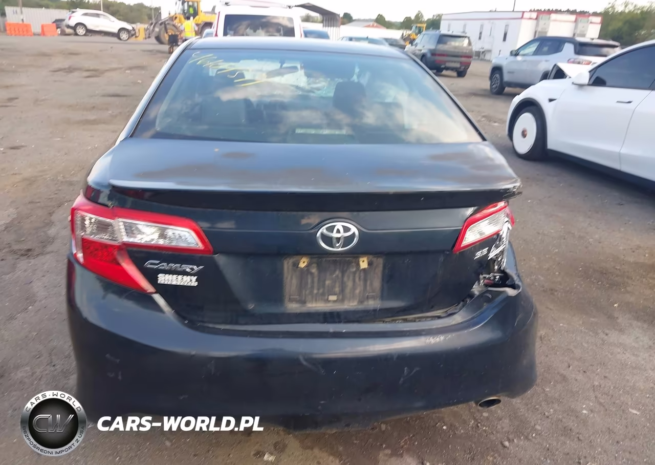 2014 Toyota Camry Se VIN:4T1BF1FK0EU332764 - 16