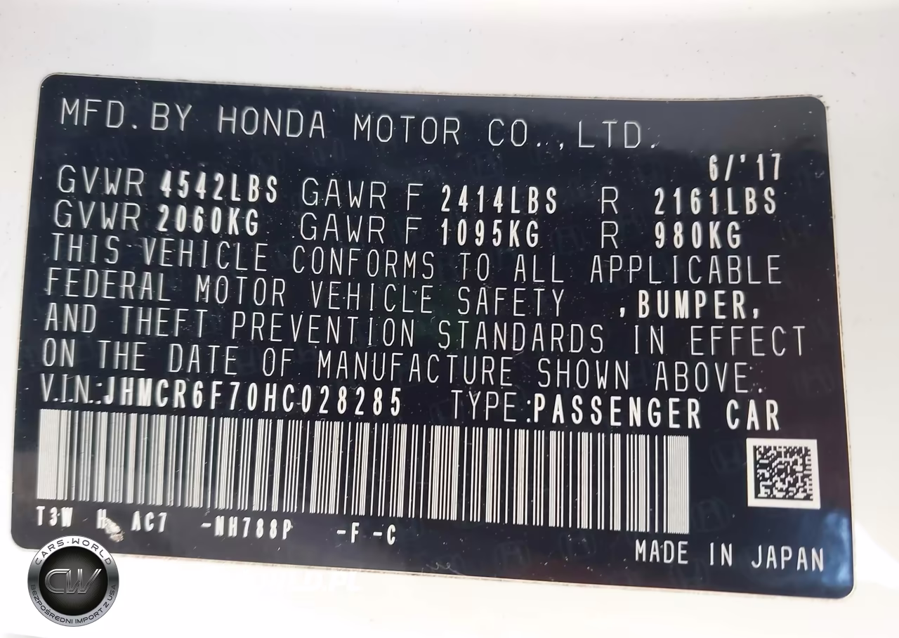 2017 Honda Accord Hybrid Touring VIN:JHMCR6F70HC028285 - 9