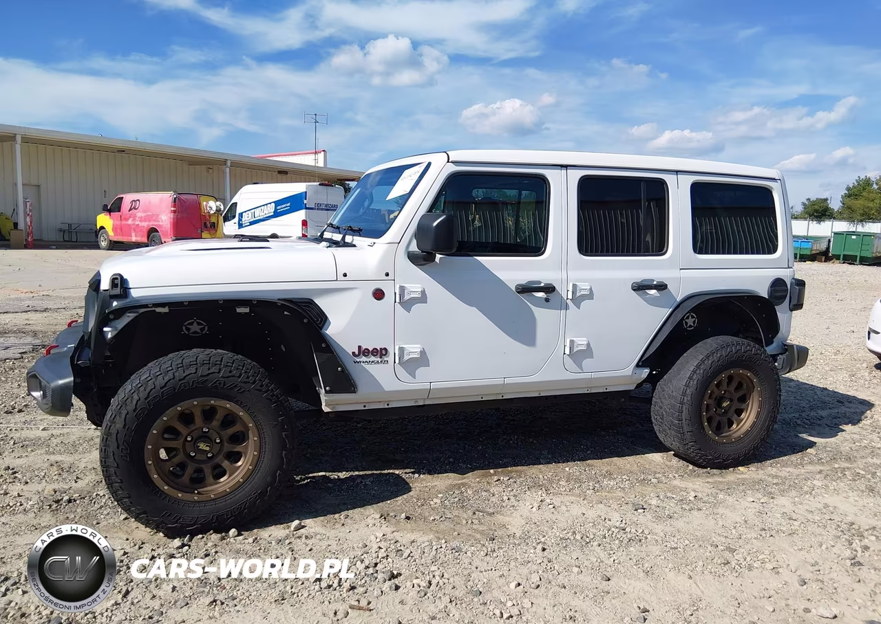 2018 Jeep Wrangler Unlimited Rubicon 4X4 VIN:1C4HJXFG7JW329130 - 14