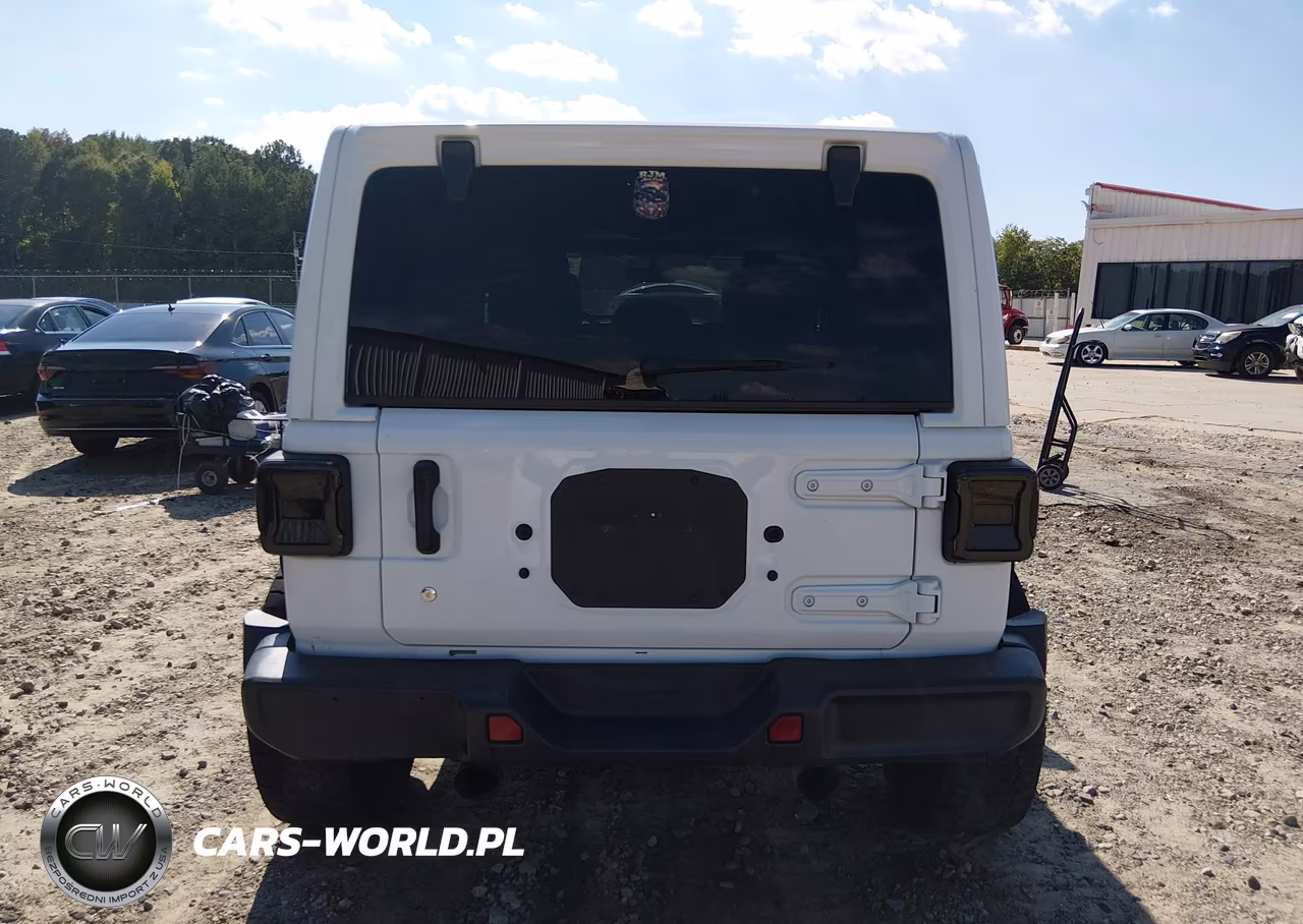 2018 Jeep Wrangler Unlimited Rubicon 4X4 VIN:1C4HJXFG7JW329130 - 16