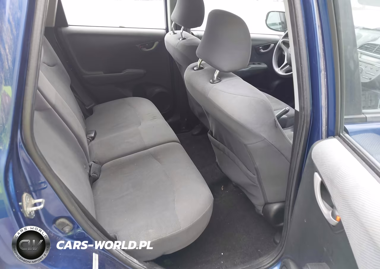 2009 Honda Fit VIN:JHMGE88299C006376 - 8