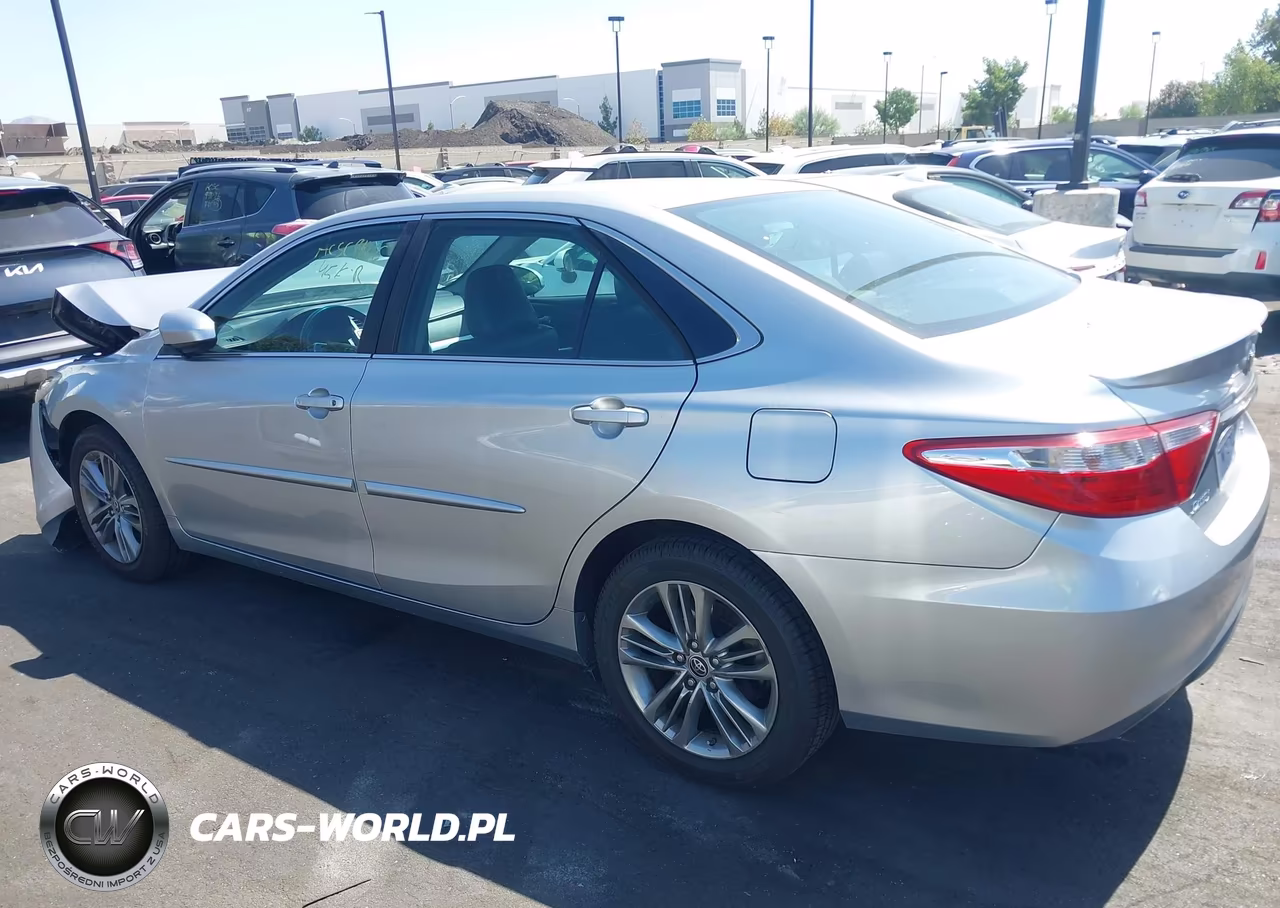 2015 Toyota Camry Se VIN:4T1BF1FK2FU994265 - 14