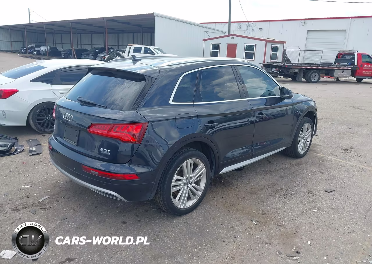2018 Audi Q5 2.0T Premium-2.0T Tech Premium VIN:WA1CNAFY0J2059602 - 4