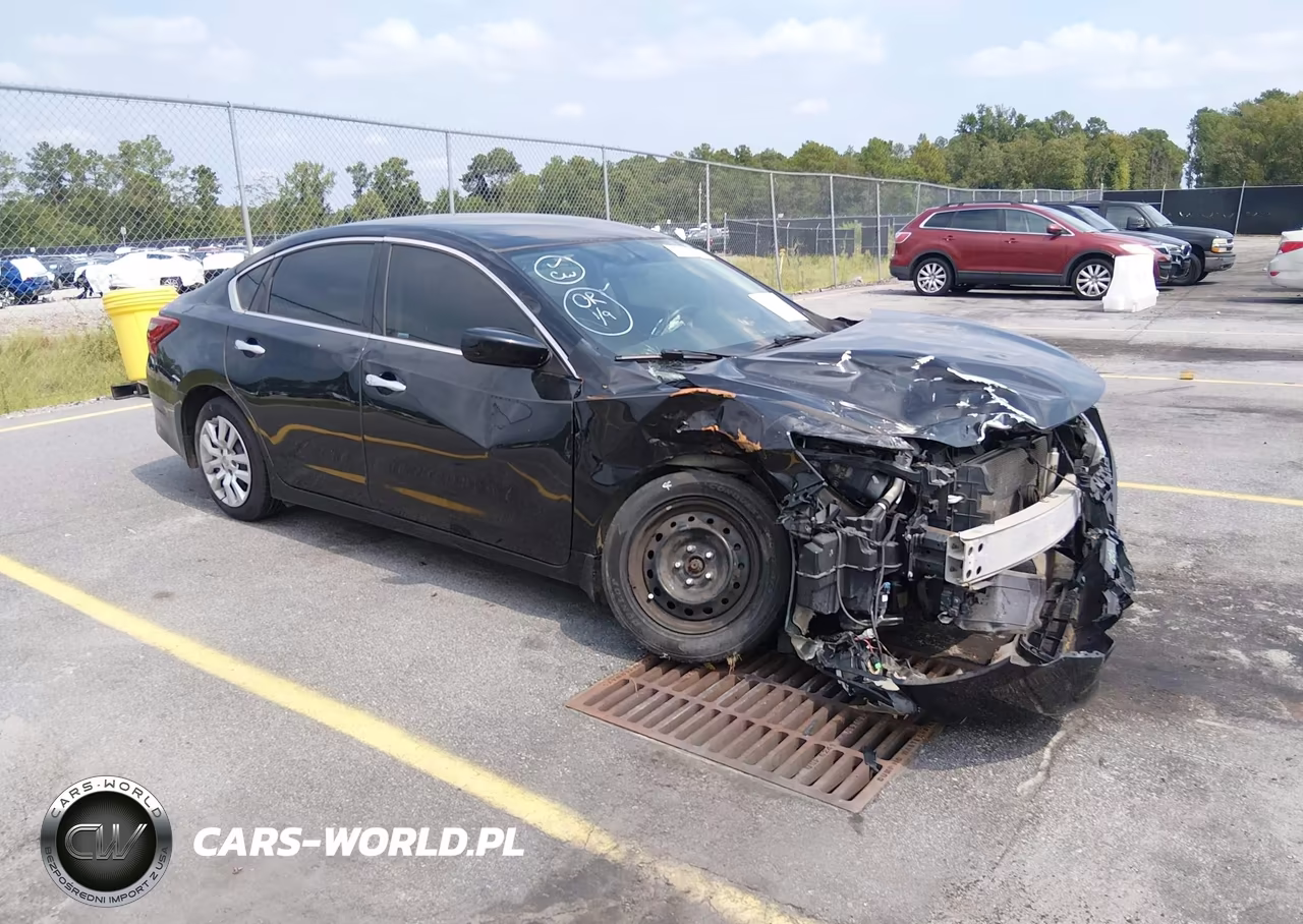 2018 Nissan Altima 2.5 – zdjęcie 1 z 15