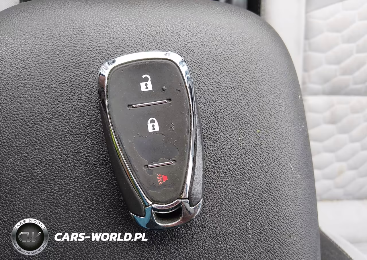 2018 Chevrolet Equinox Ls VIN:2GNAXREV2J6320221 - 11