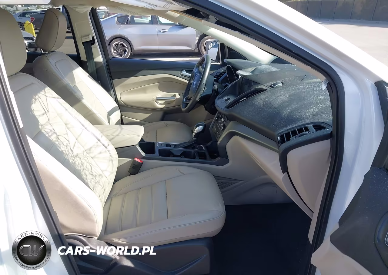 2019 Ford Escape Sel VIN:1FMCU9HD7KUA65710 - 5