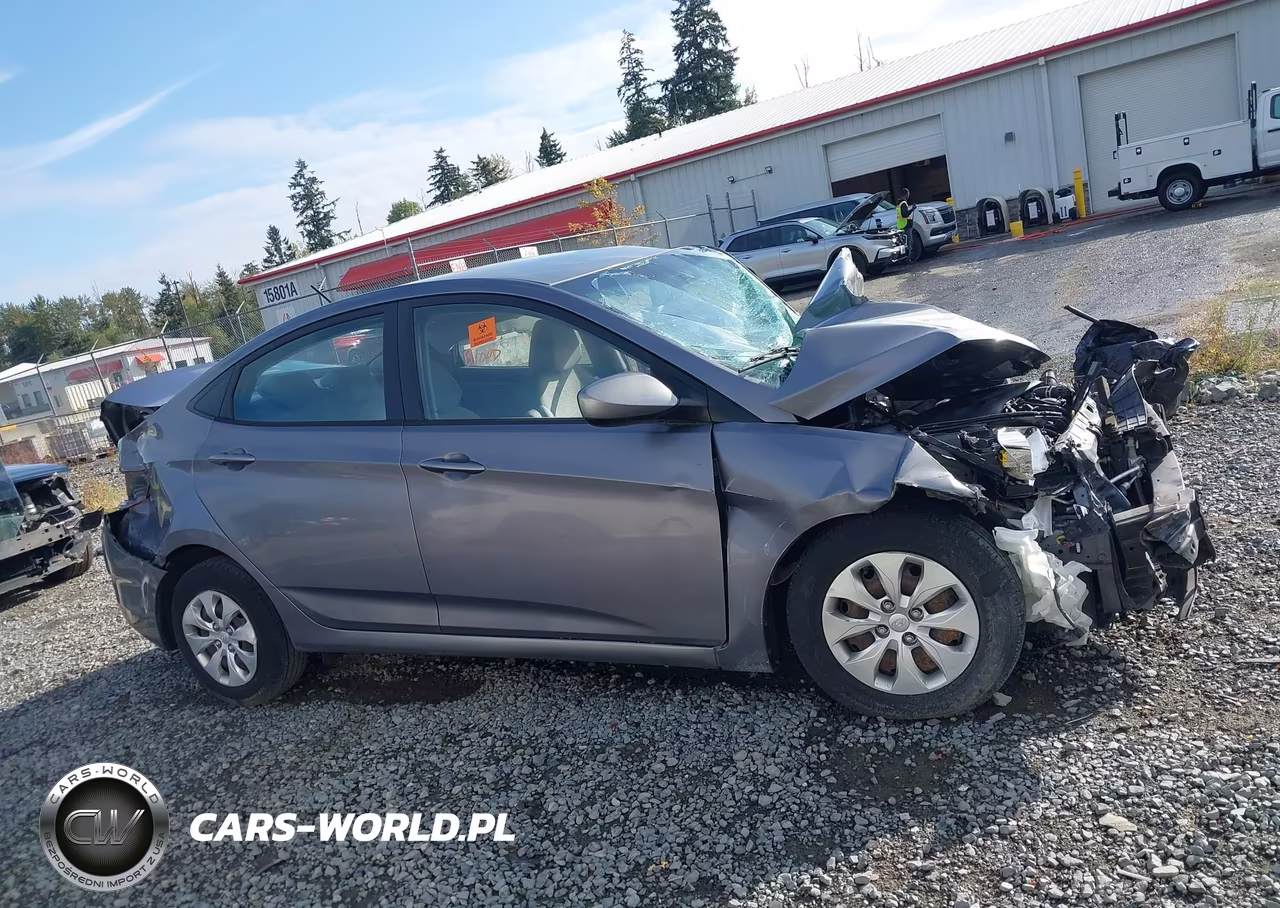 2015 Hyundai Accent Gls VIN:KMHCT4AE3FU914794 - 13