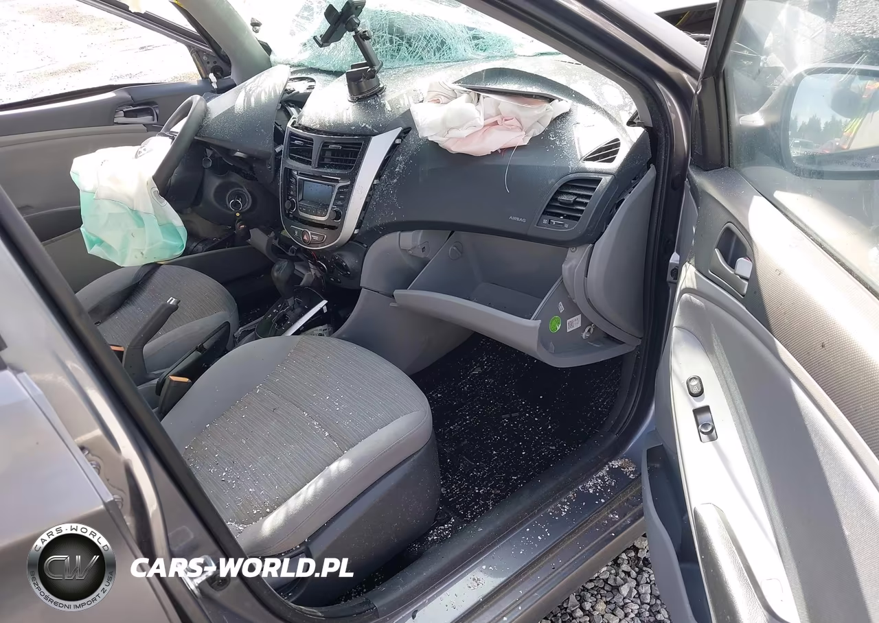 2015 Hyundai Accent Gls VIN:KMHCT4AE3FU914794 - 18