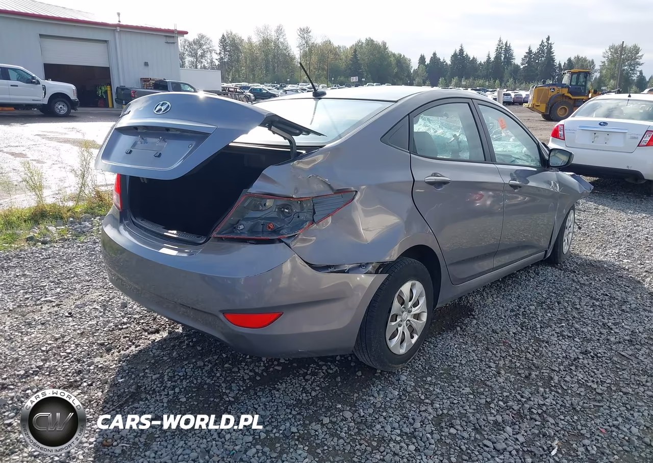 2015 Hyundai Accent Gls VIN:KMHCT4AE3FU914794 - 4