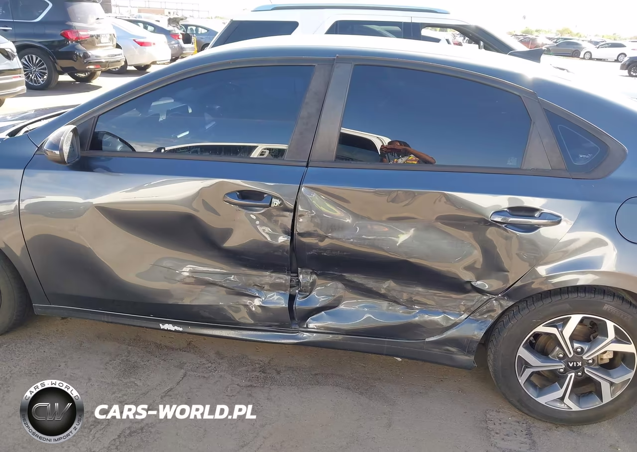 2020 Kia Forte Lxs VIN:3KPF24AD4LE153327 - 14
