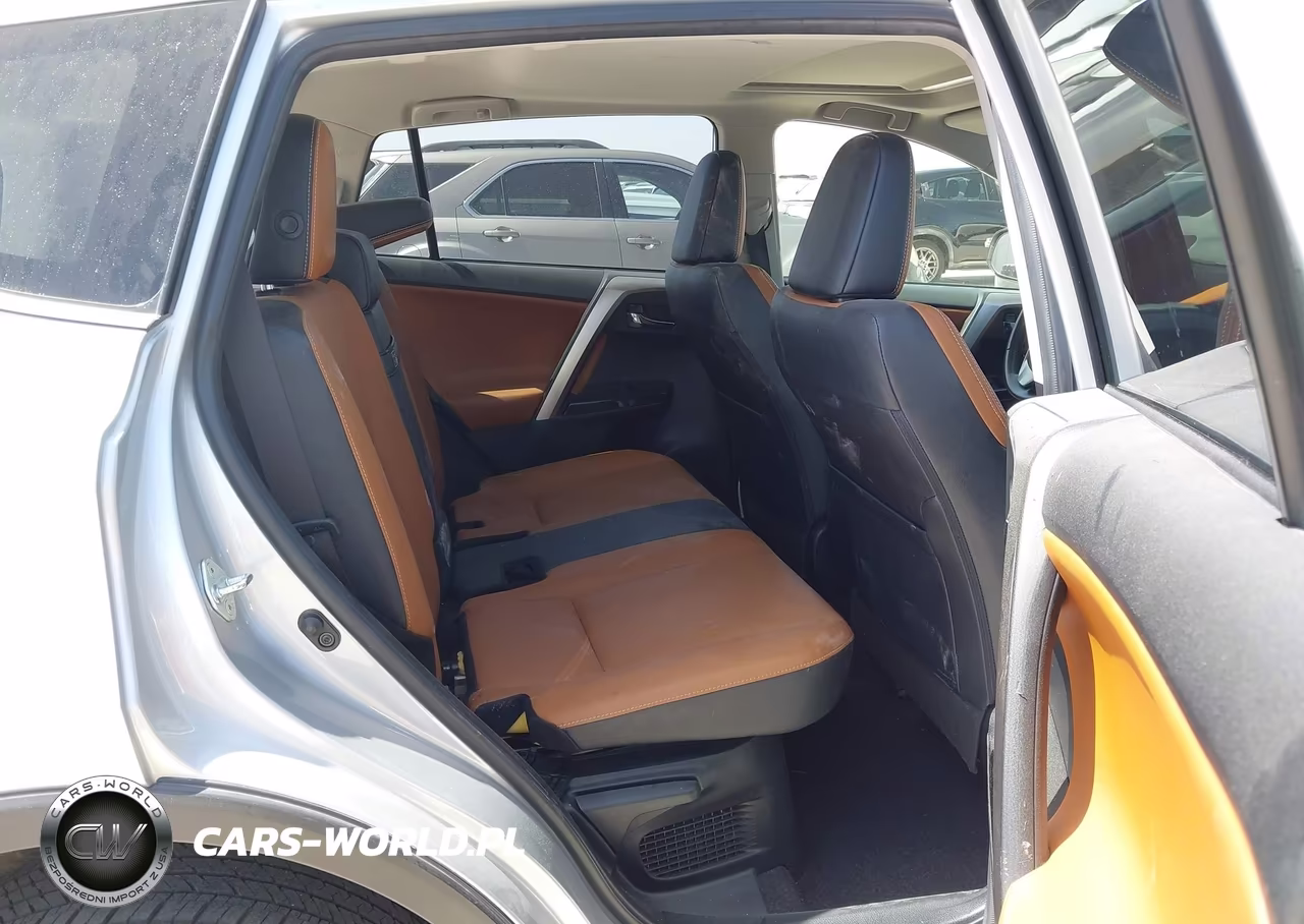 2016 Toyota Rav4 Hybrid Limited VIN:JTMDJREV4GD012968 - 8
