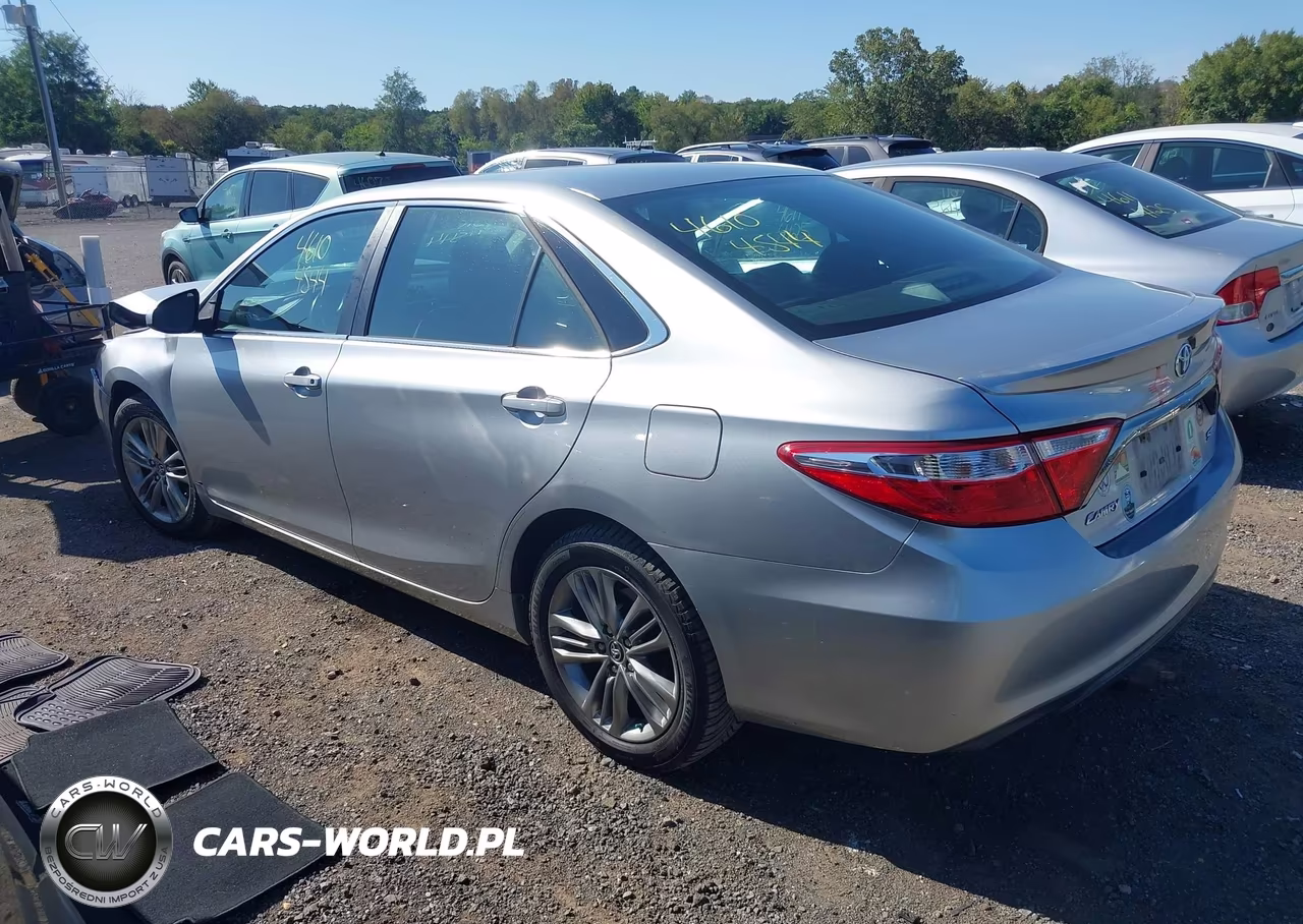 2016 Toyota Camry Se VIN:4T1BF1FK6GU186549 - 3