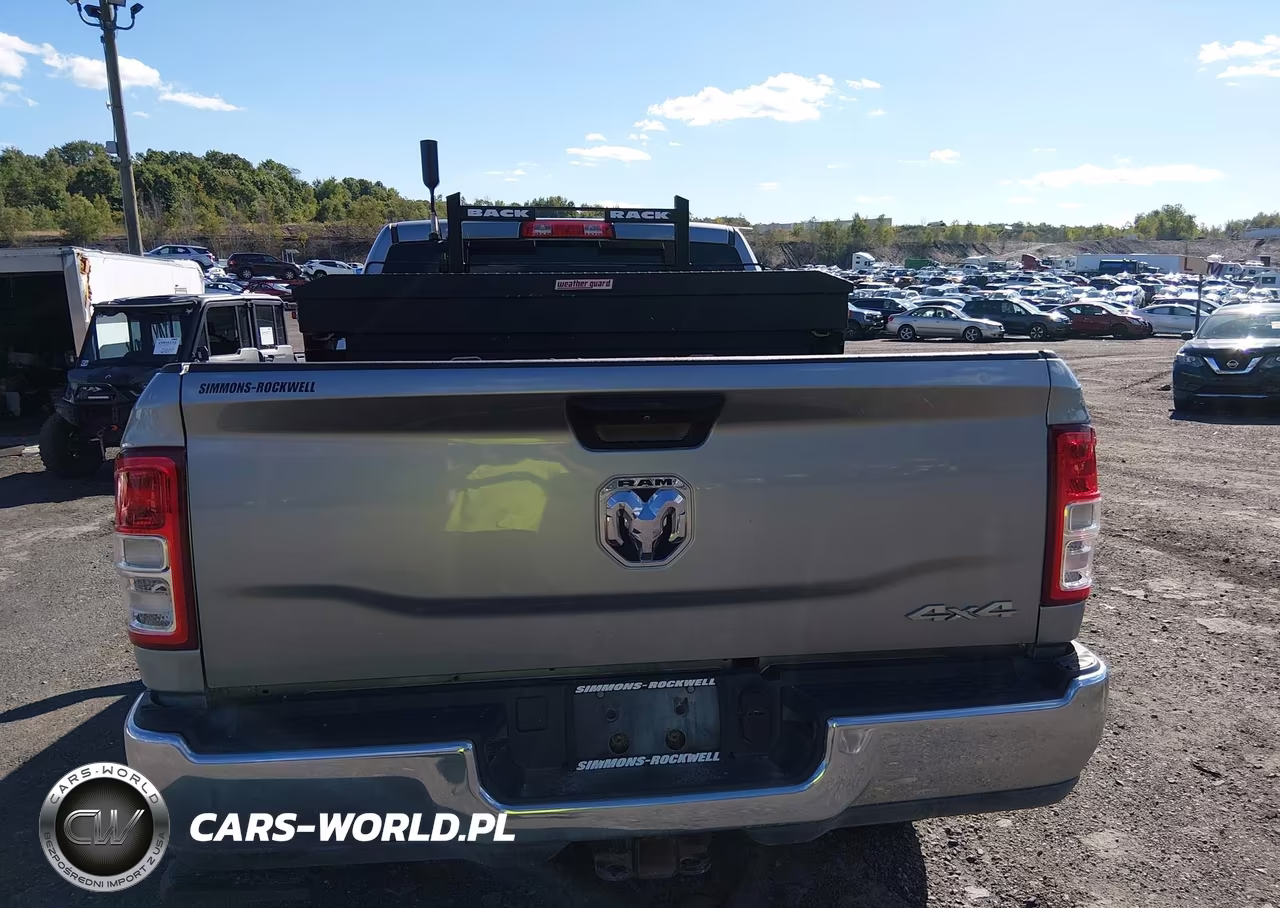 2024 Ram 2500 Tradesman 4X4 6'4 Box VIN:3C6UR5CJ2RG131858 - 17