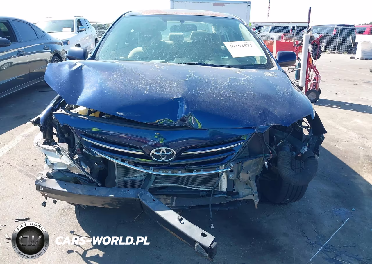 2013 Toyota Corolla Le VIN:5YFBU4EE0DP195277 - 13