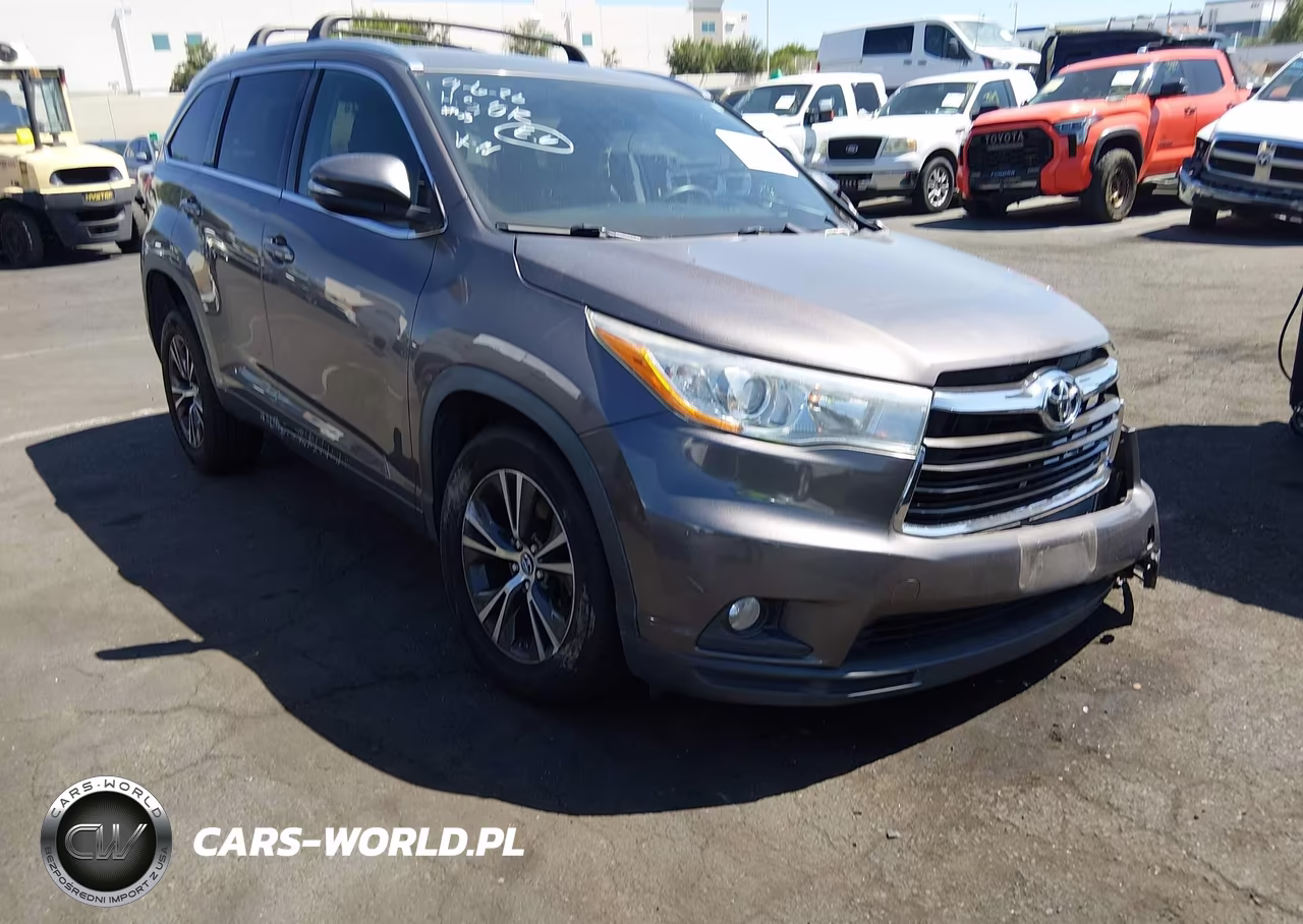 2016 Toyota Highlander Xle V6 VIN:5TDKKRFH0GS179846 - 14