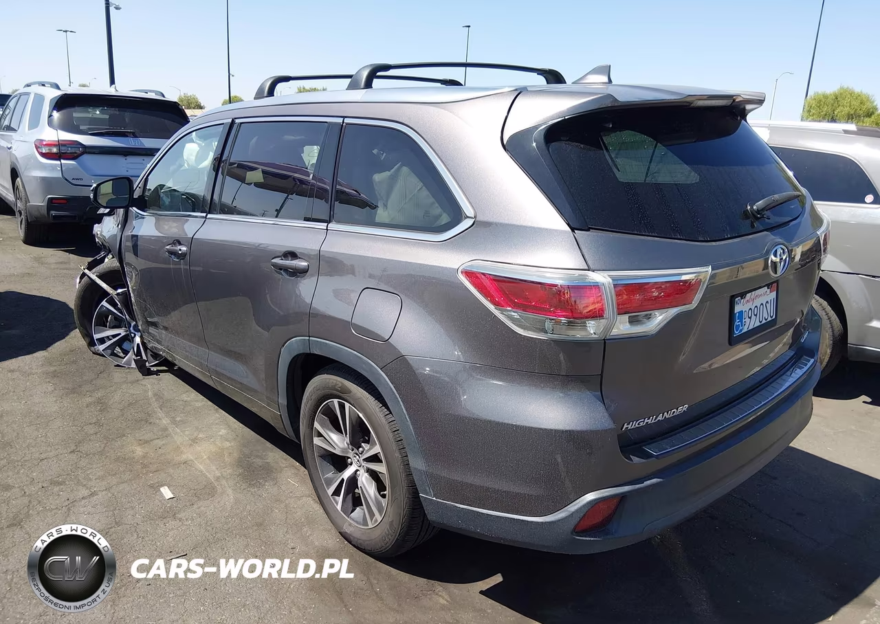 2016 Toyota Highlander Xle V6 VIN:5TDKKRFH0GS179846 - 3