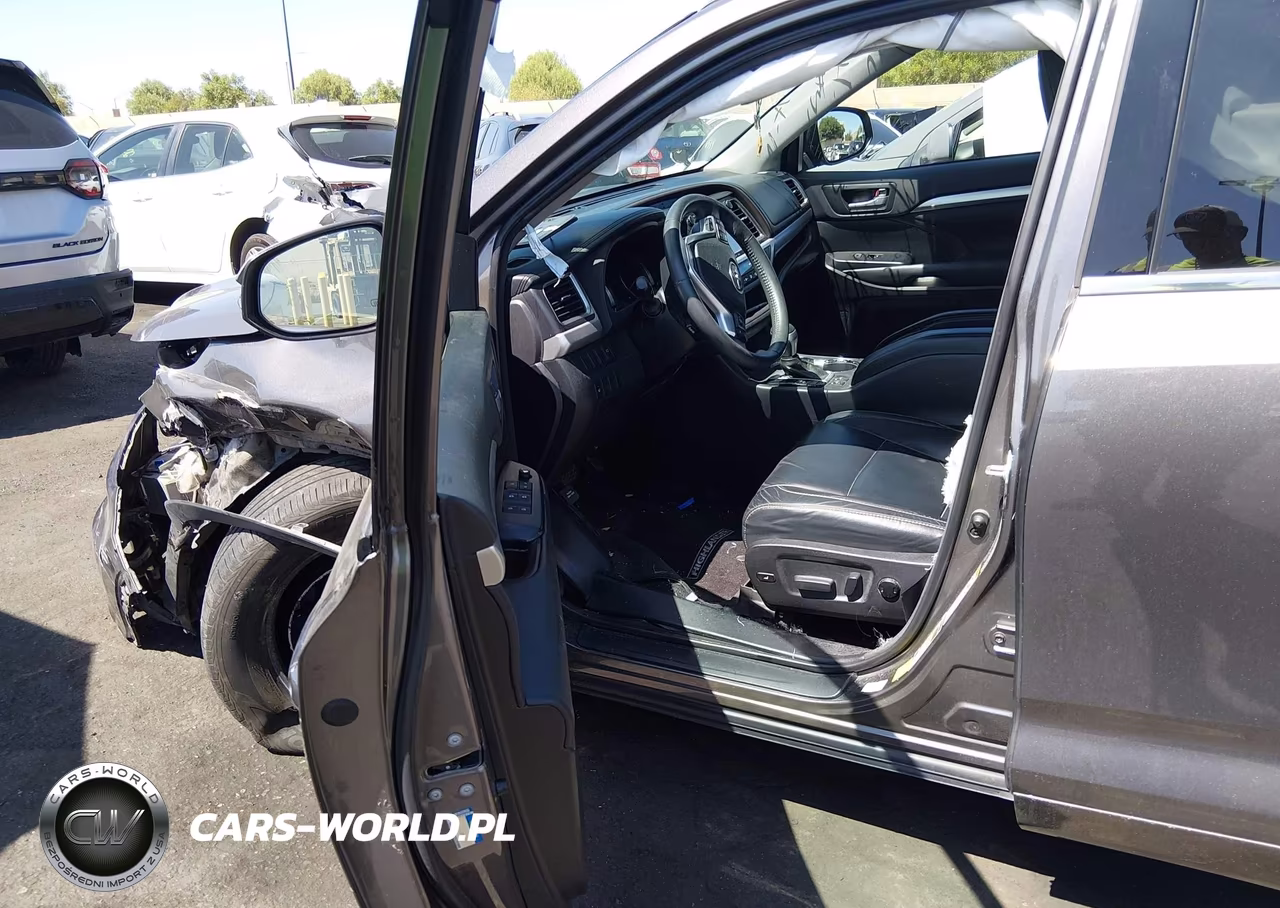 2016 Toyota Highlander Xle V6 VIN:5TDKKRFH0GS179846 - 5