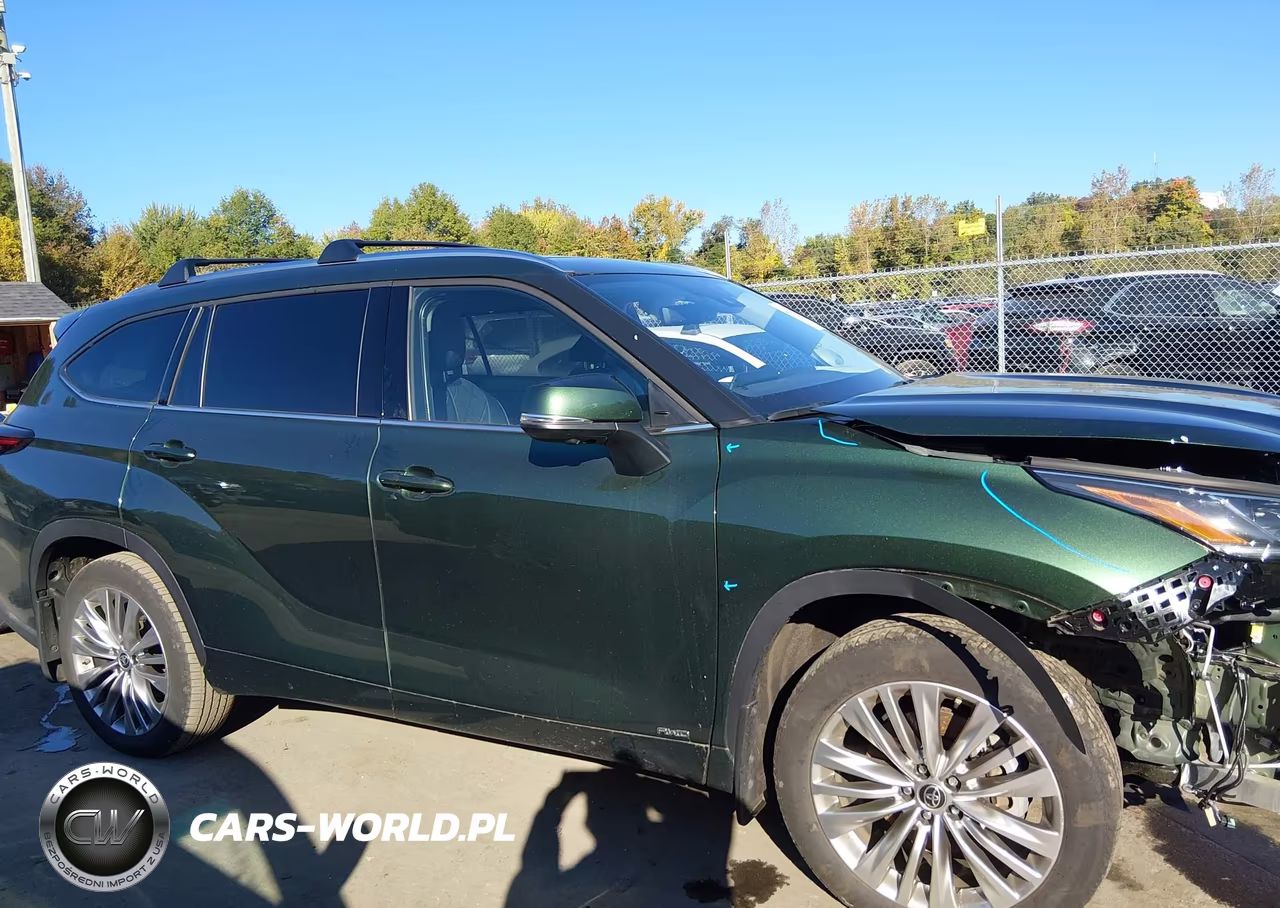2025 Toyota Highlander Hybrid Platinum VIN:5TDEBRCH6SS669153 - 14