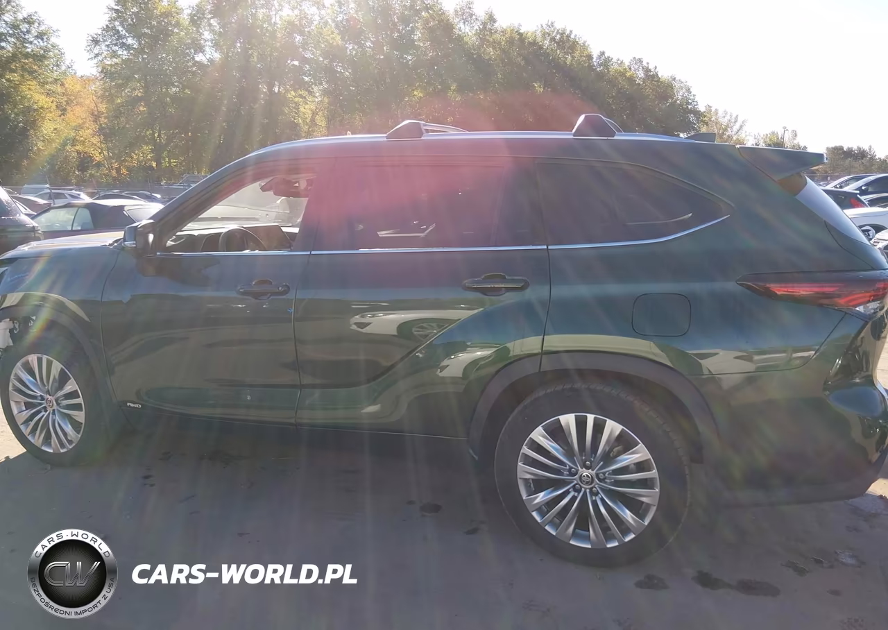 2025 Toyota Highlander Hybrid Platinum VIN:5TDEBRCH6SS669153 - 15
