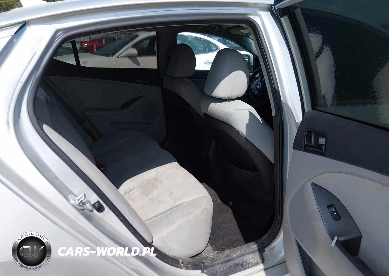 2012 Kia Optima Lx VIN:5XXGM4A71CG035168 - 8
