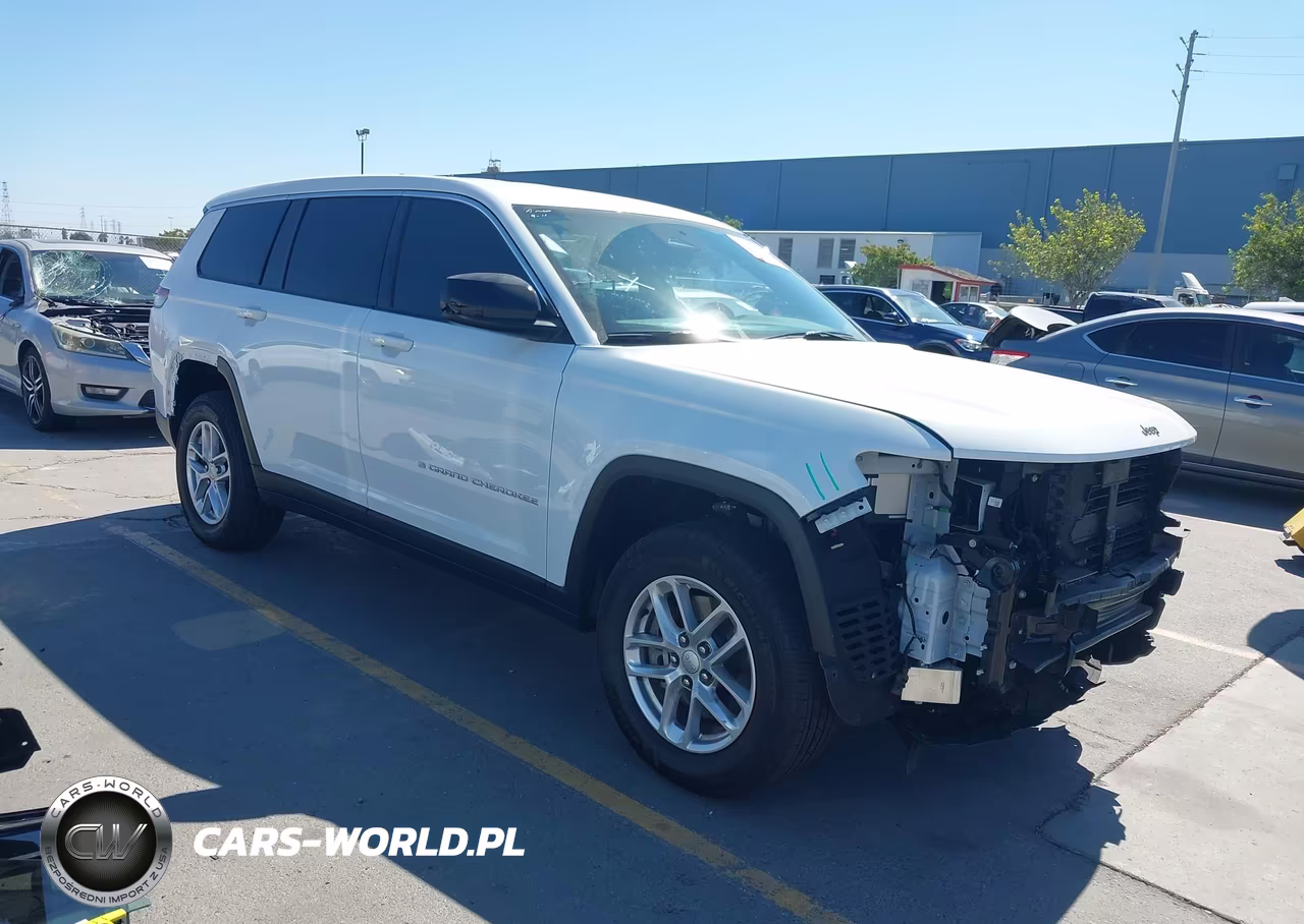 2026 Jeep Grand Cherokee L Laredo 4X2