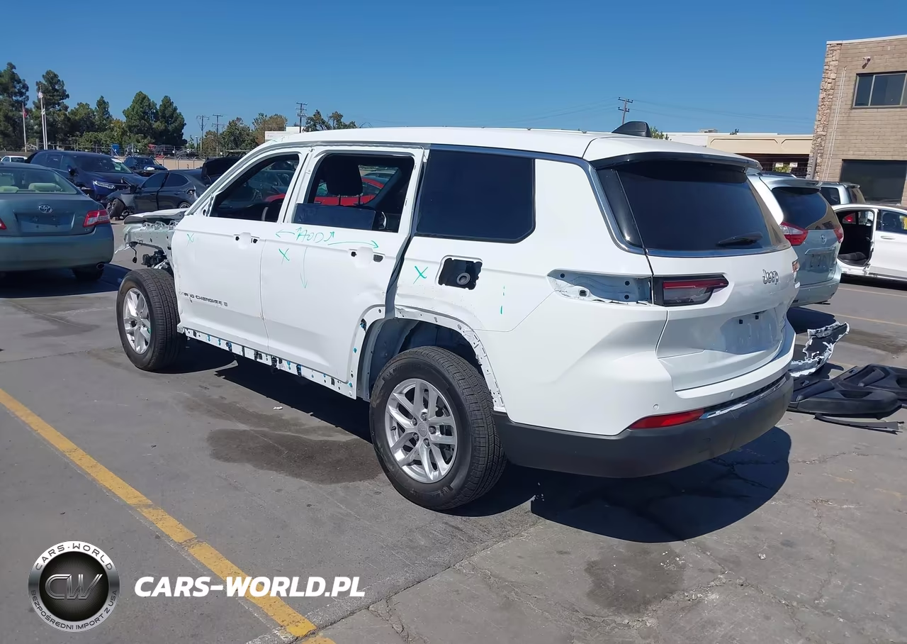 2026 Jeep Grand Cherokee L Laredo 4X2 VIN:1C4RJJAG7T8568063 - 3