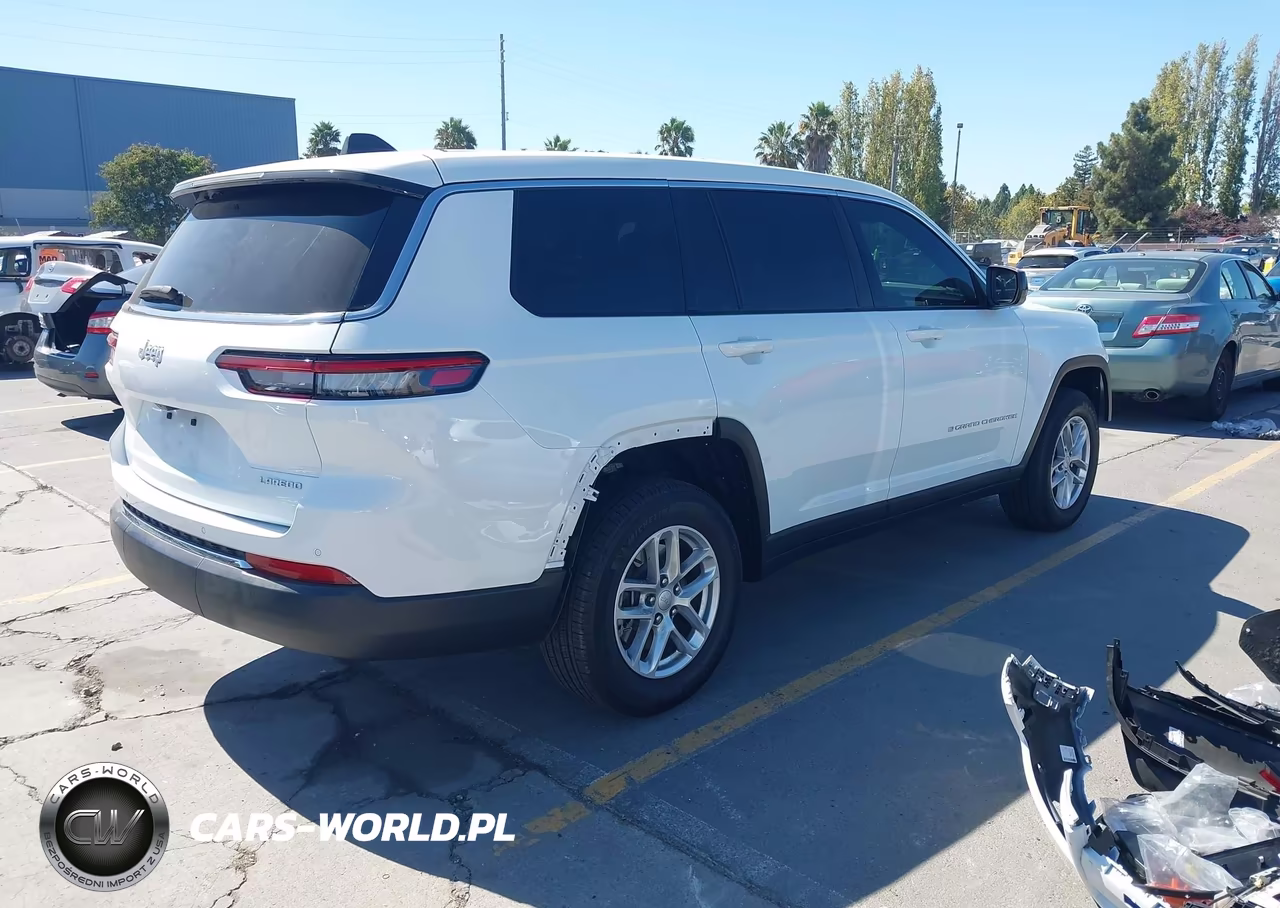 2026 Jeep Grand Cherokee L Laredo 4X2 VIN:1C4RJJAG7T8568063 - 4